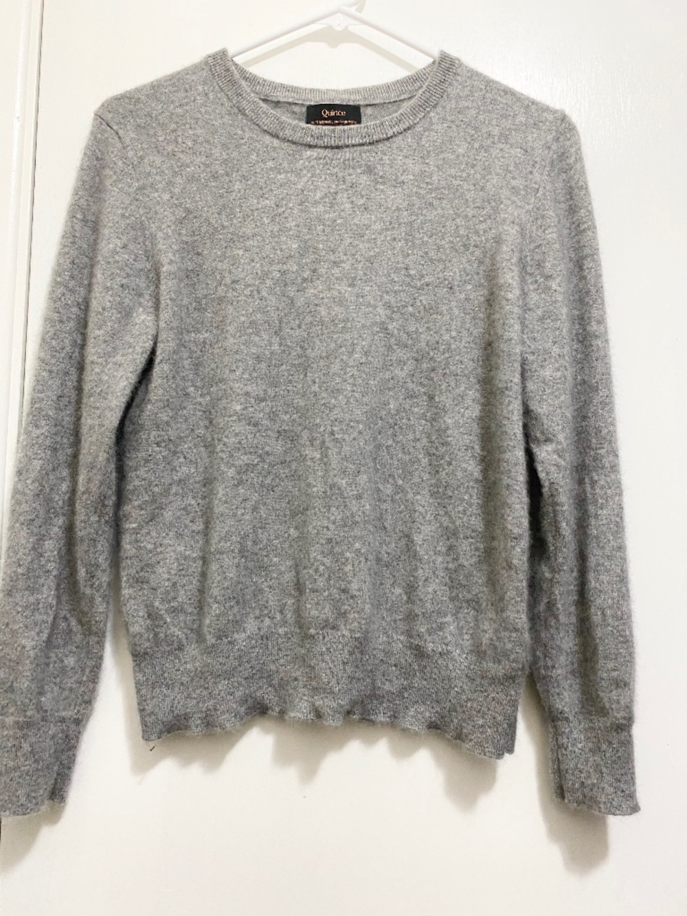 Quince Size Medium Women’s Gray 100% Mongolian Cashmere Pullover